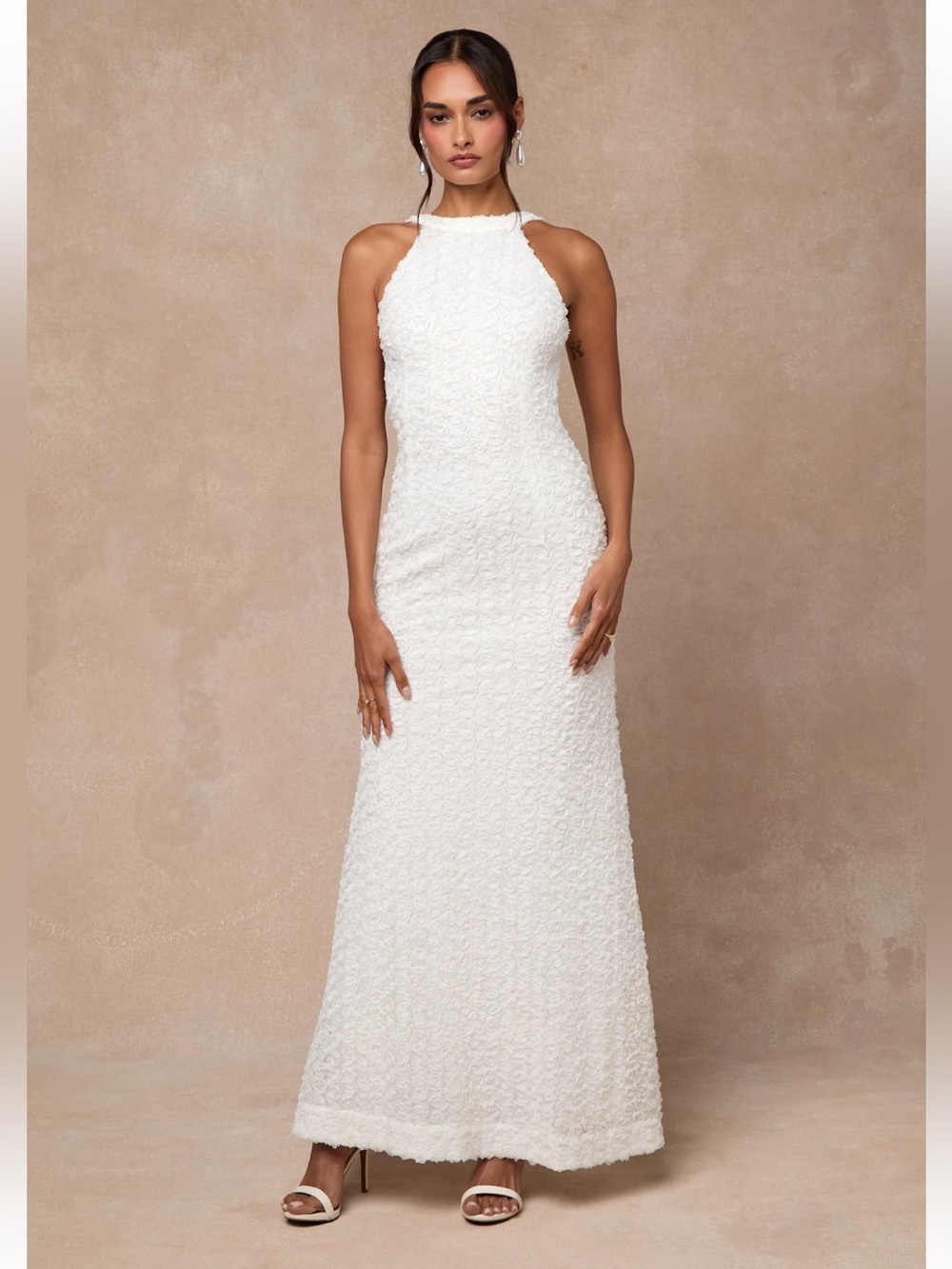 Lulus White Textured Floral Open Back Halter Maxi Dress Medium NWT
